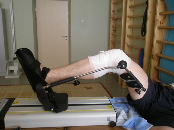 rehabilitácia po operácii bolesti kolena